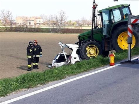 incidente pegognaga|Dramma a Pegognaga: il terribile incidente stradale che ha。